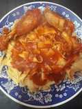 Fideos cinta con estofado de pollo