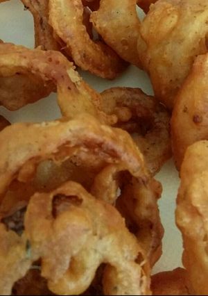 Φωτογραφία της συνταγής Ροδέλες κρεμμυδιού με μπύρα