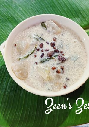 A picture of Olan - Kerala White Pumpkin Stew.