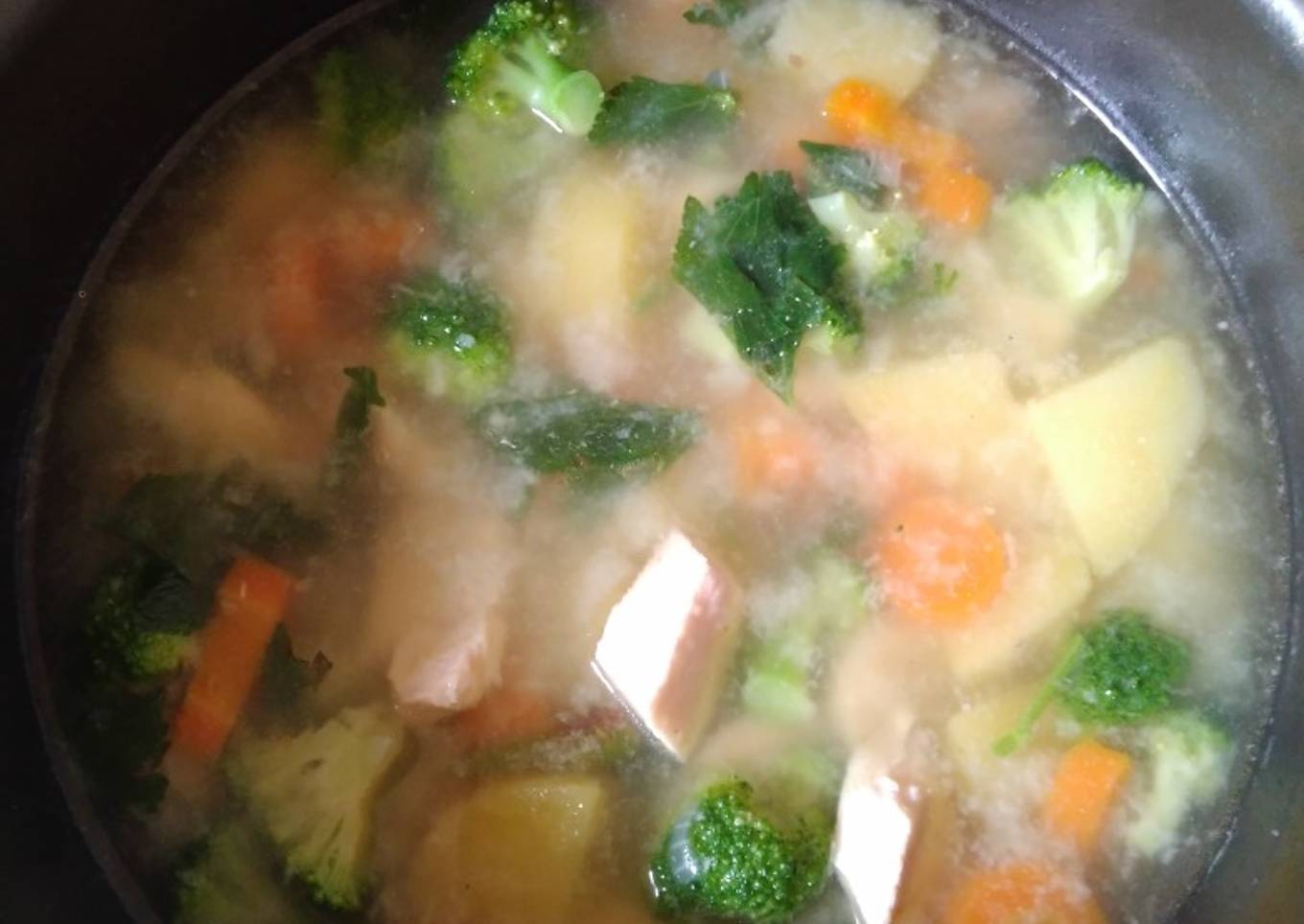 Sop ayam sederhana