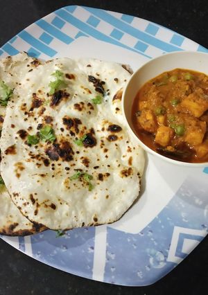 A picture of Tandoori naan.