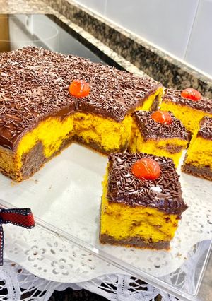 Una foto de Pastel de zanahoria, con brigadeiro de chocolate