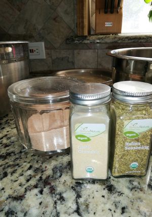 A picture of Chicken seasoning.