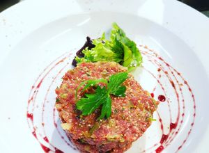 Una foto de Steak tartar