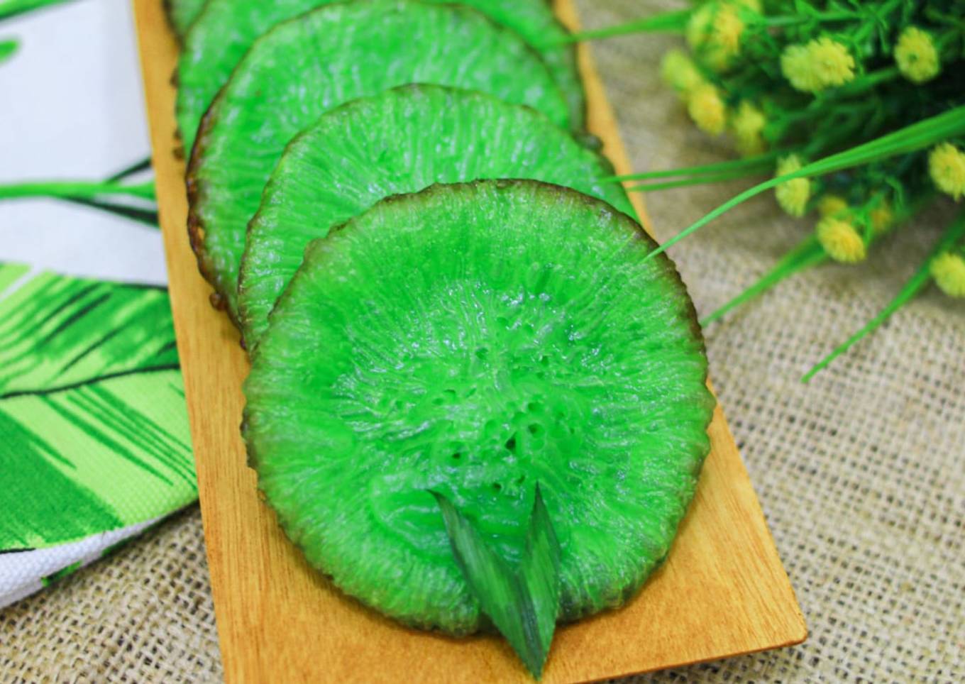 Kue Cucur Pandan
