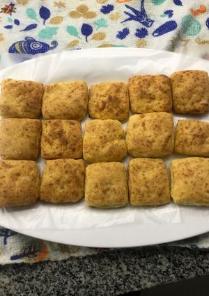Una foto de Masitas de queso súper fáciles!