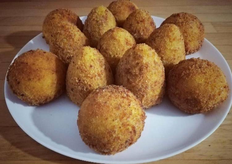 Easiest Way to Make Qualsiasi sera della settimana Arancini 🌷