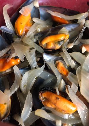 Una foto de Mejillones al vino