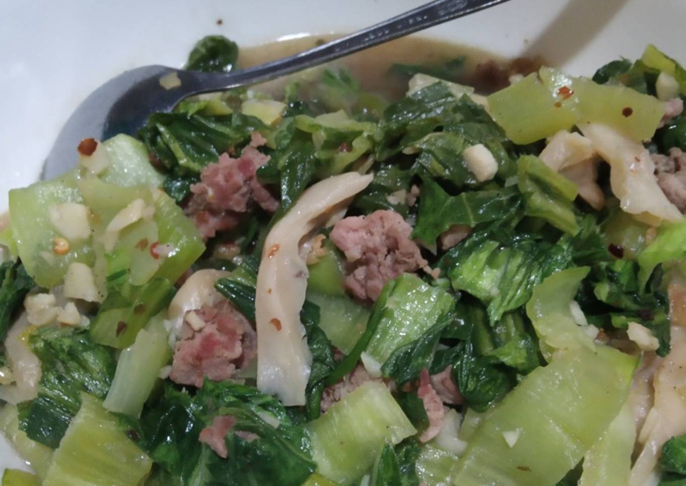 Tumis jamur sawi hijau, saus tiram sapi