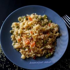 A picture of Couscous upma.
