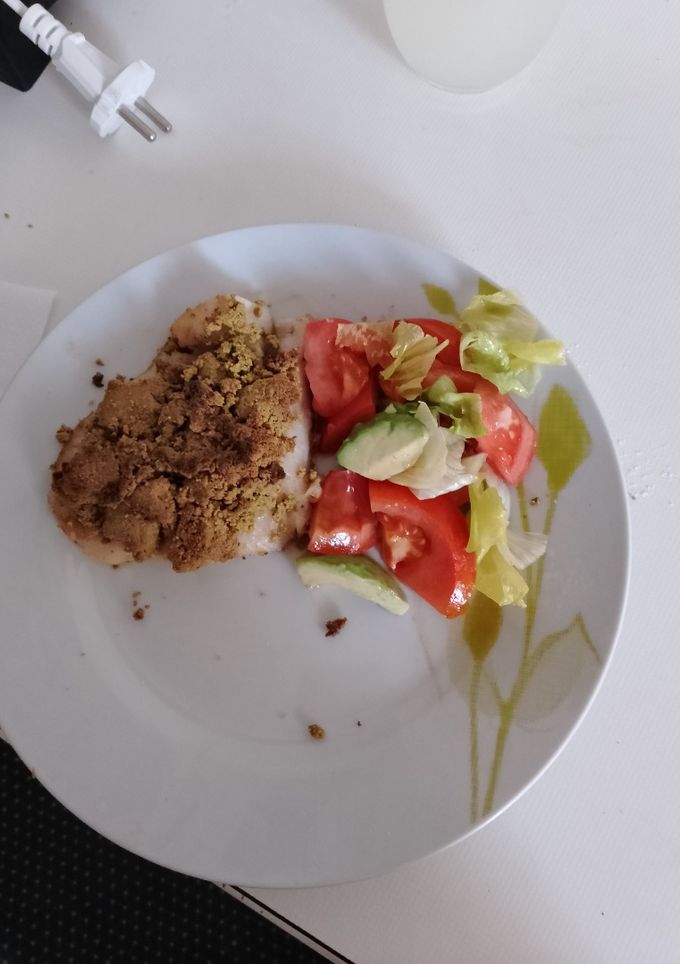 Una foto de Merluza Con Costra de Pistachos