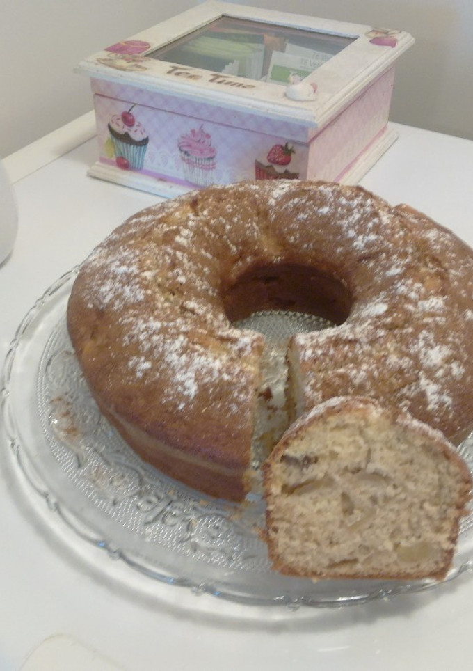 Una foto de Torta de Manzana y nuez