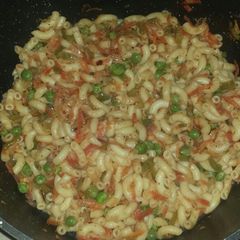 A picture of Vegetable macroni.