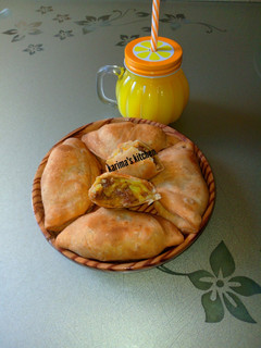A picture of Fried meat pie.