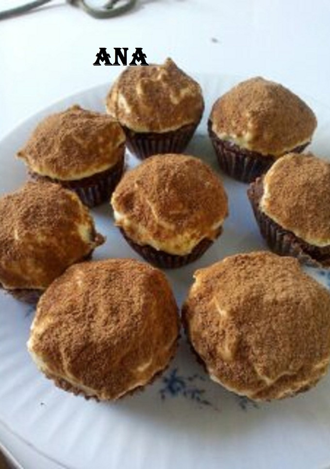 Una foto de Cupcakes de tiramisú