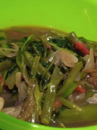 Cara Mudah Membuat Resep Tumis kangkung saus tiram yang Lezat Anti Ribet, Lezat Sekali