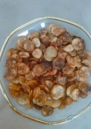 कच्चे केले की चिप्स (kaccha kele ki chips recipe in Hindi) रेसिपी मुख्य फोटो