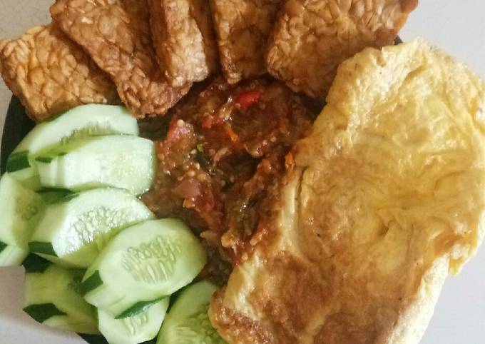 Resep Tempe Goreng Marinasi, Telur Dadar Plus Sambel Terasi Anti Gagal