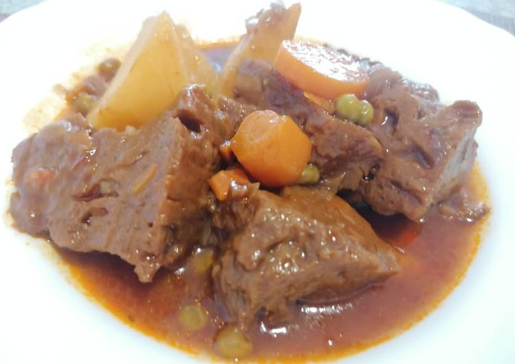 75. Estofado de seitán a la Jardinera vegano