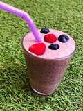 Smoothie με Χουρμάδες και Μούρα