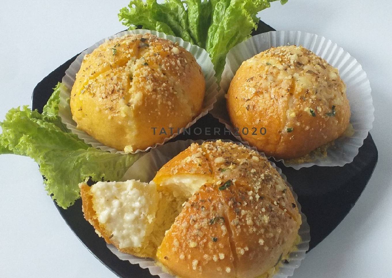 Korean Garlic Chese Bread