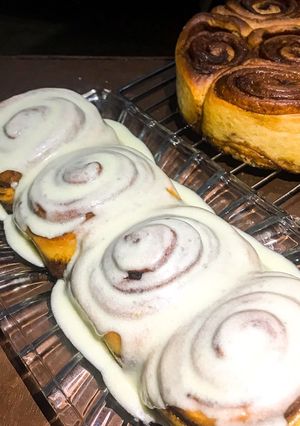 Foto resep Cinnamon Rolls with Cream Cheese Frosting