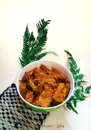 Foto resep Semur Daging Sapi Spesial pake Telor Ayam