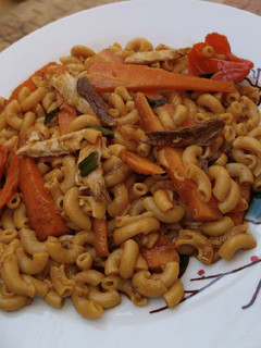 A picture of Stir fried Macaroni.