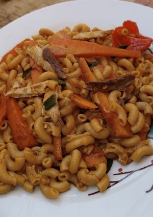 A picture of Stir fried Macaroni.
