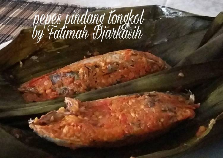 Bagaimana Menyiapkan Pepes pindang tongkol, Bisa Manjain Lidah