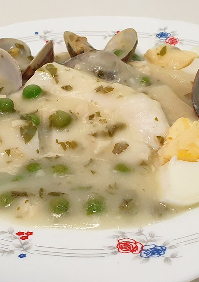 Una foto de Merluza en salsa verde