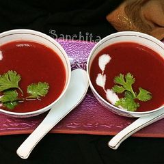 A picture of Roasted Bell pepper Tomato Beetroot soup.