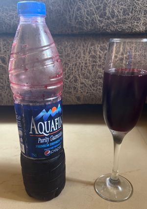 A picture of Zobolicious zobo juice.