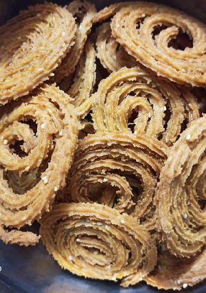 A picture of Wheat flour chakri.
