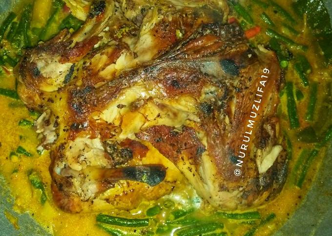 Resep Ayam ingkung bumbu lodho oleh Nurul Muzlifa - Cookpad