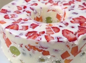 Foto de Gelatina Cremosa com Morango e Kiwi