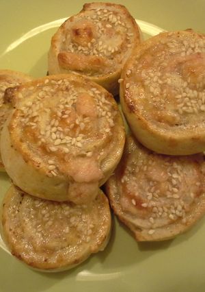 Parmezános-sonkás csiga recept fotója