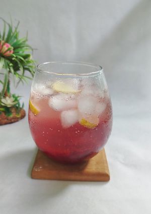 Foto resep Strawberry Sparkling Lemonade