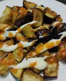 Berenjenas fritas con salsa de ajo y bbq caseras🍆🥯🍯
