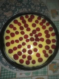 Málnás pudingos baba piskótás süti recept fotója