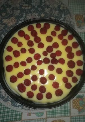 Málnás pudingos baba piskótás süti recept fotója
