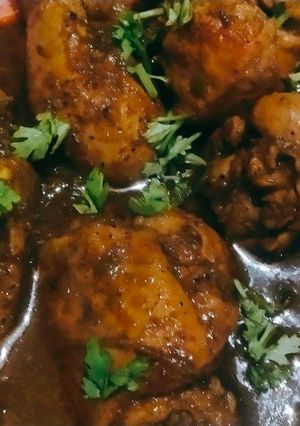 चिकन करी (Chicken Curry recipe in Hindi) रेसिपी मुख्य फोटो