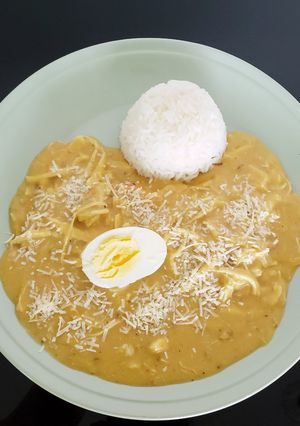 Una foto de Ají de gallina receta de mamá 🇵🇪