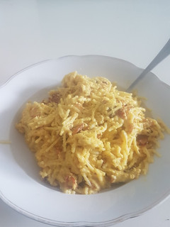 Una foto de Espaguetis (fideos) carbonara