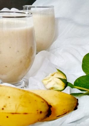 Zdjęcie przepisu Shake bananowy.