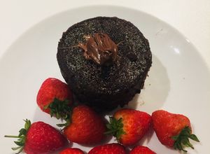 รูปของ เค้กชอคโกแลต Nutella สูตรหวานน้อย (ไมโครเวฟ)