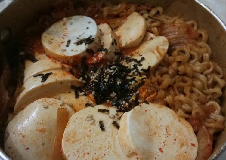 Samyang Tofu + Kimchi