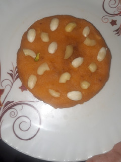 चना दाल हलवा (Chana dal halwa recipe in hindi) रेसिपी मुख्य फोटो