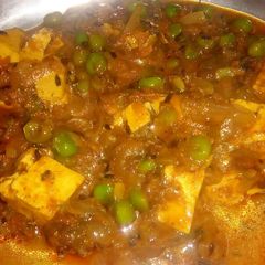 A picture of Spicy muttor paneer.