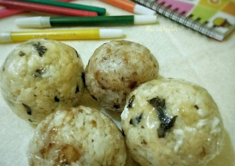Resep Simple Rice Balls (2 ways) - Nasi Kepal Sederhana (2 jenis) Anti Gagal
